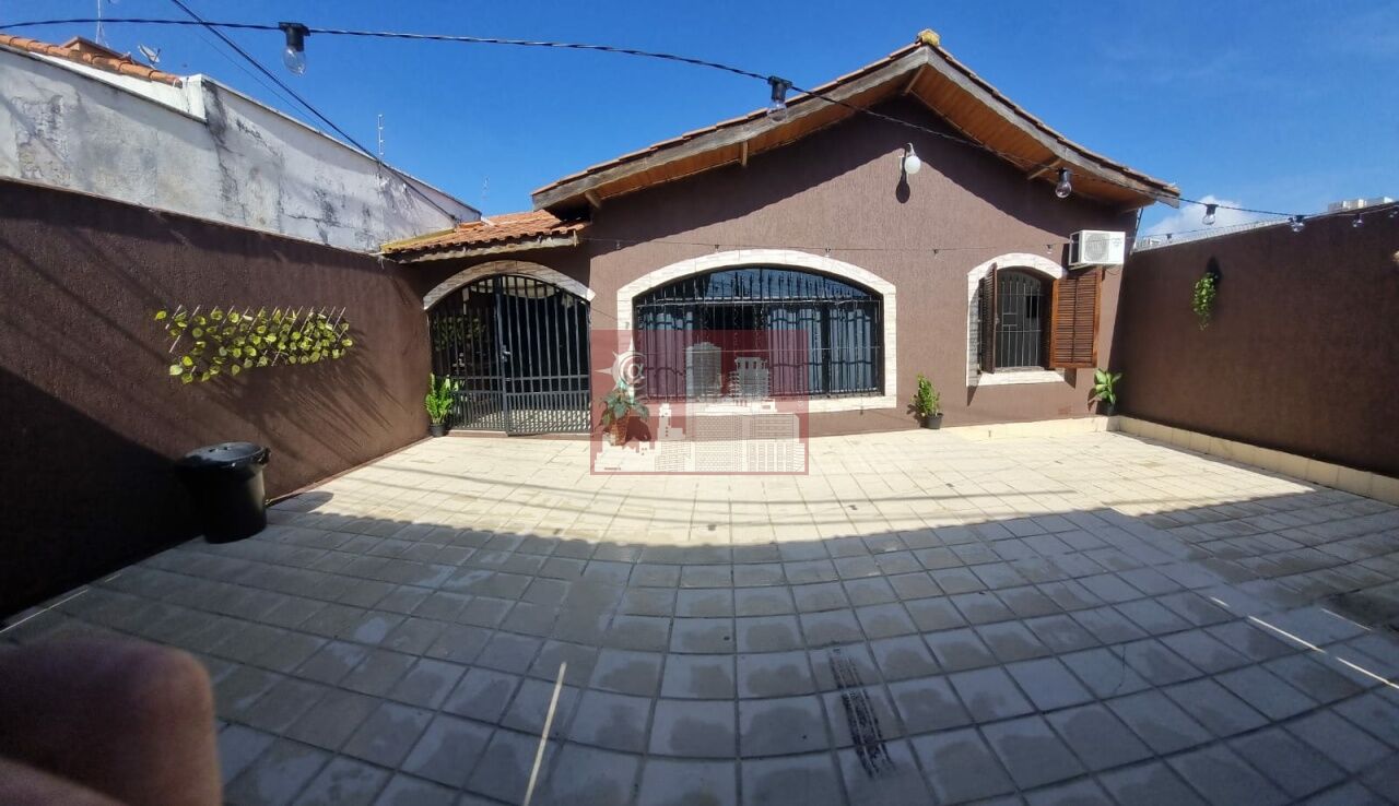 Casa Térrea para Venda - Santa Teresinha