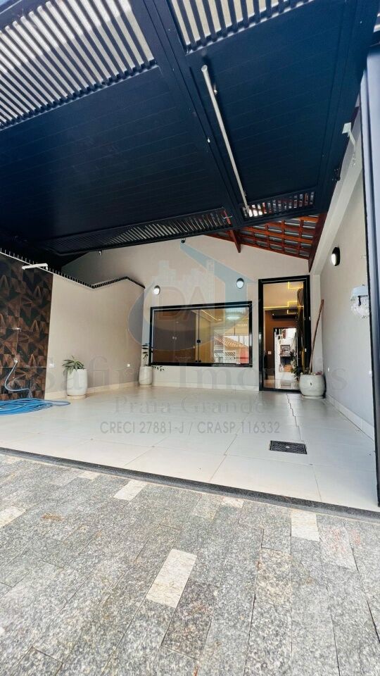 Casa Térrea para Venda - Caiçara
