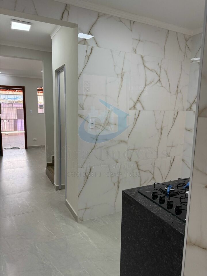 Sobrado em Condomínio  para Venda - Glória