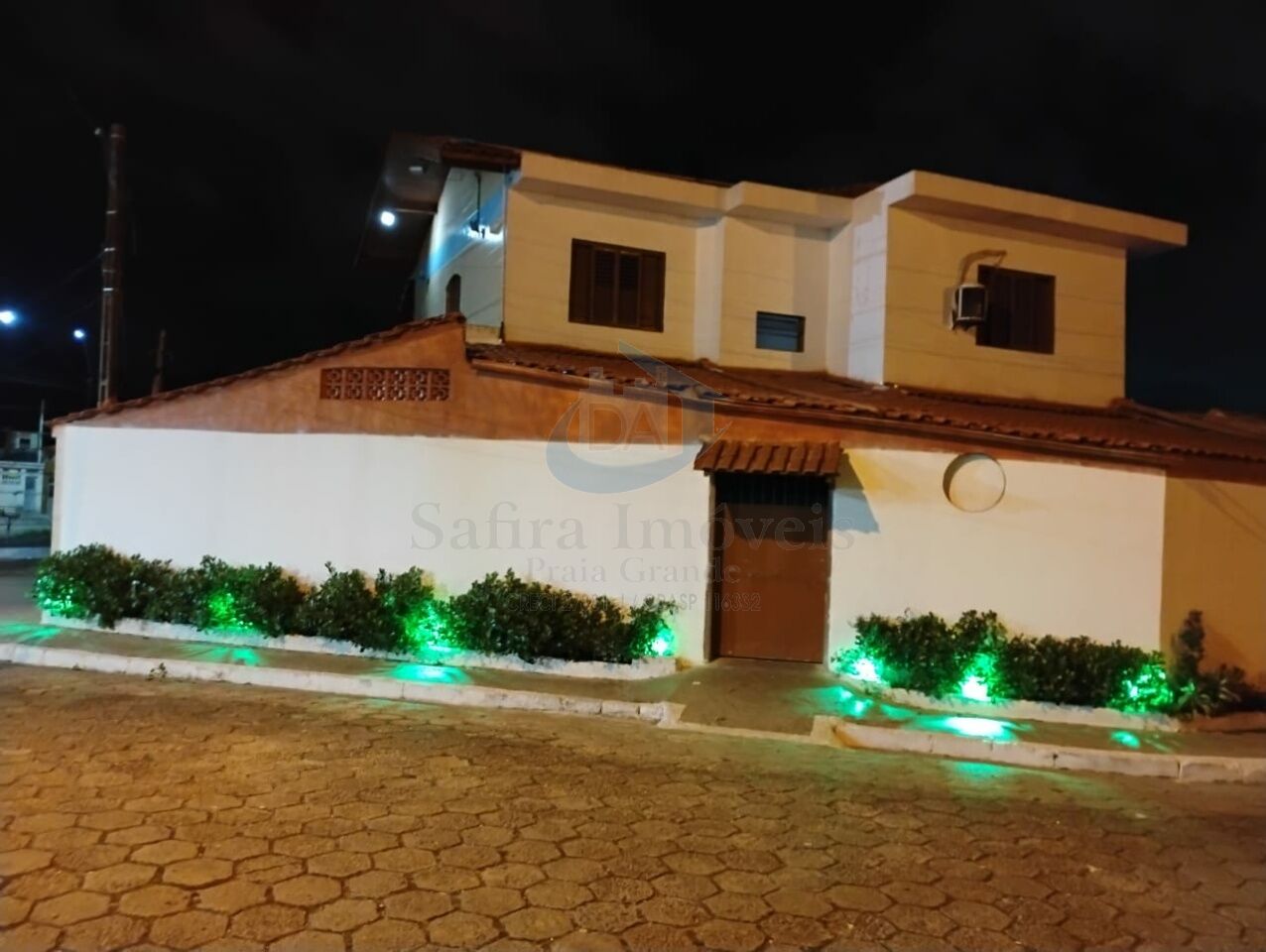 Sobrado para Venda - Catiapoa