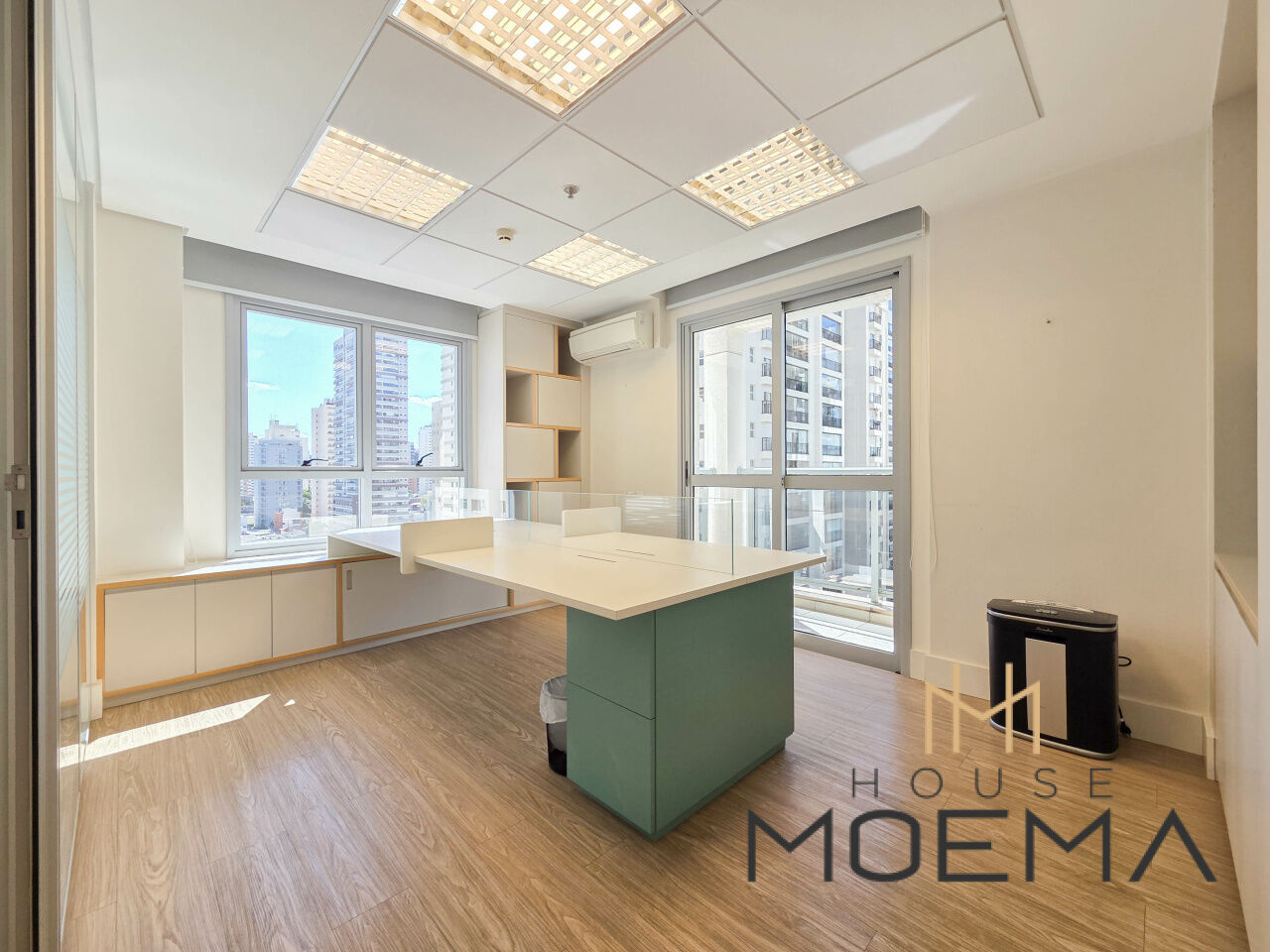 Conj. Comercial para Venda - Moema