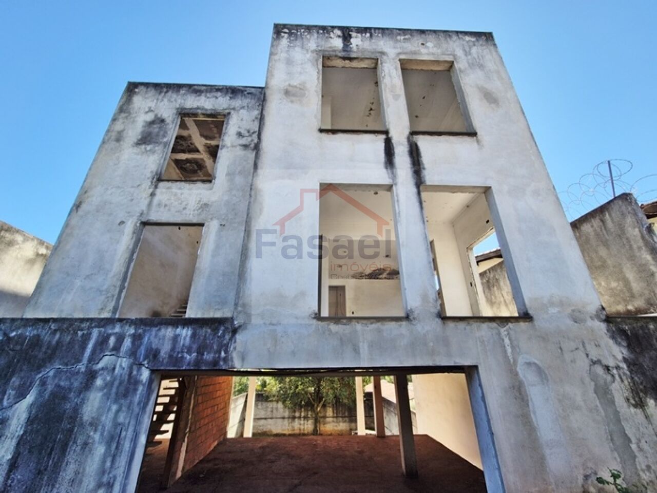 Sobrado para Venda - Parque Palmas do Tremembé