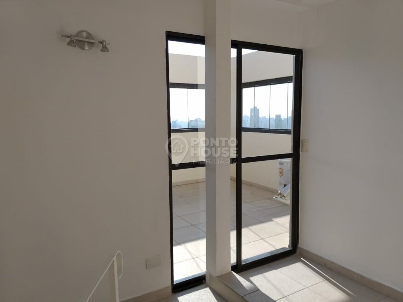 Foto 16 - PH1580