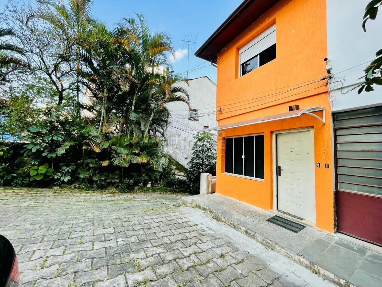 Casa em condomínio à venda na  Vila Mariana perto ao metrô 03 dormitórios 1 vaga