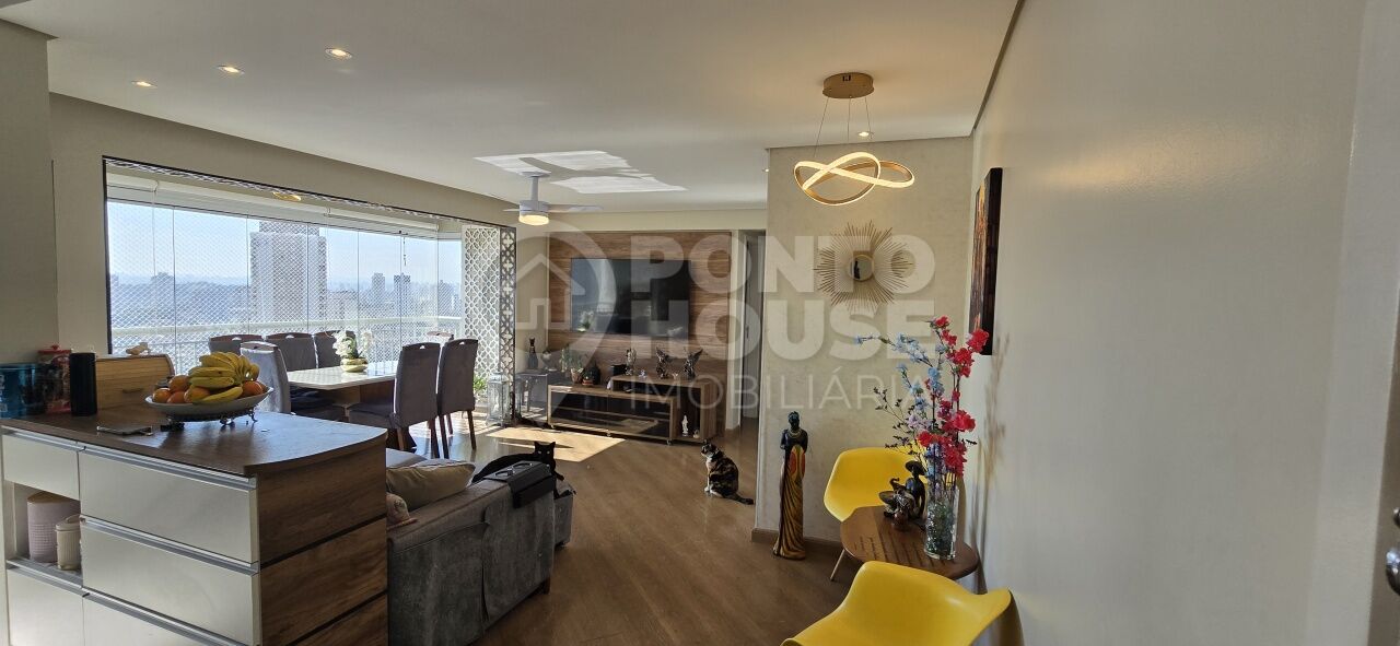 Apartamento à venda no Ipiranga, 2 dormitórios, 1 suíte, 2 vagas paralelas 
