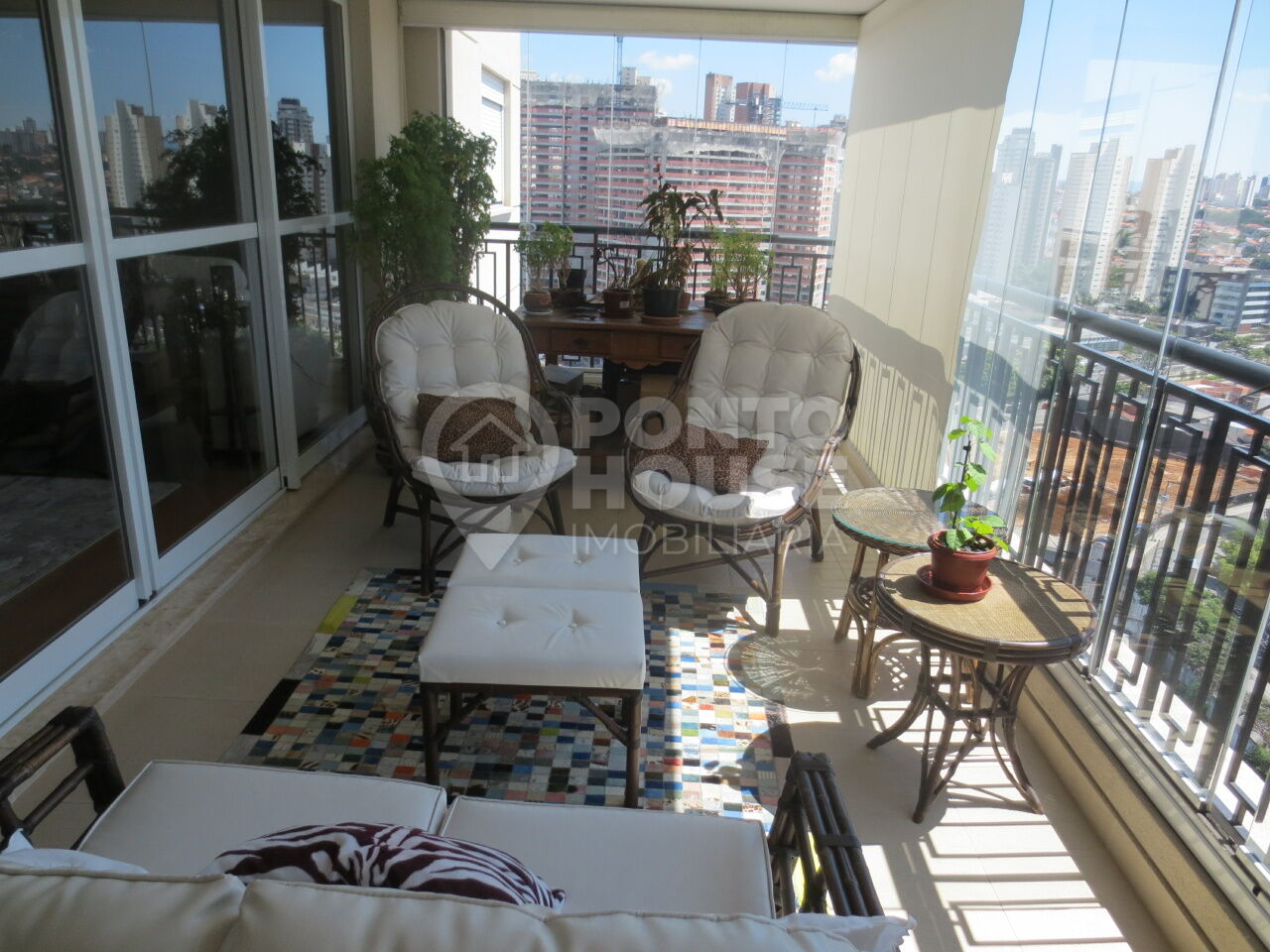 Apartamento à venda bairro Ipiranga, 173m², 3 vagas e varanda gourmet