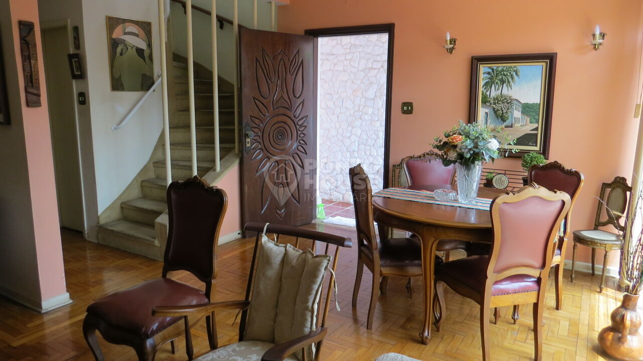 Casa à Venda Planalto Paulista 3 Dormitórios, 4 Vagas, 300 m², Amplo Quintal