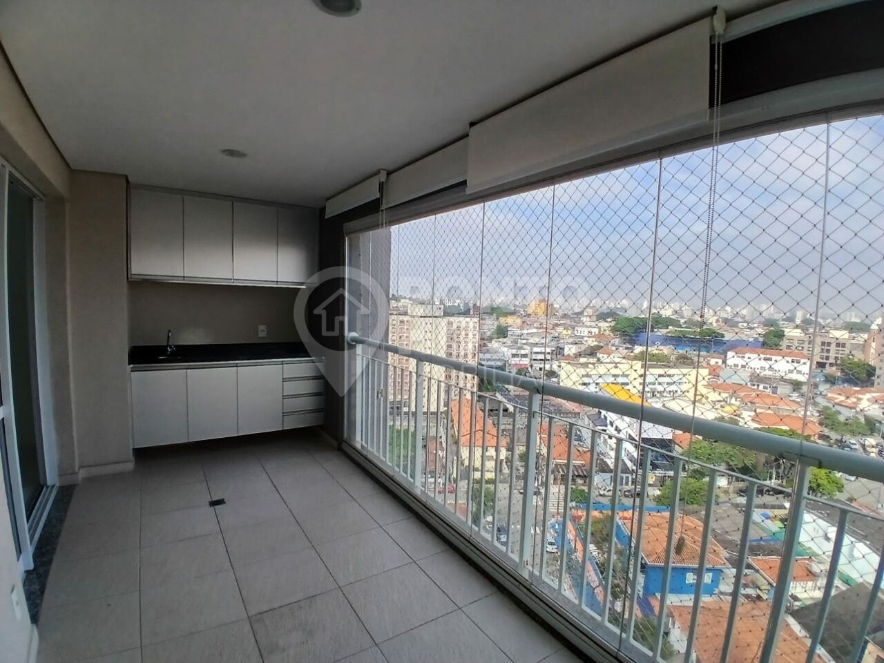 Apartamento à venda na Vila Guarani, 2 dormitórios (1 suíte), 1 vaga e depósito