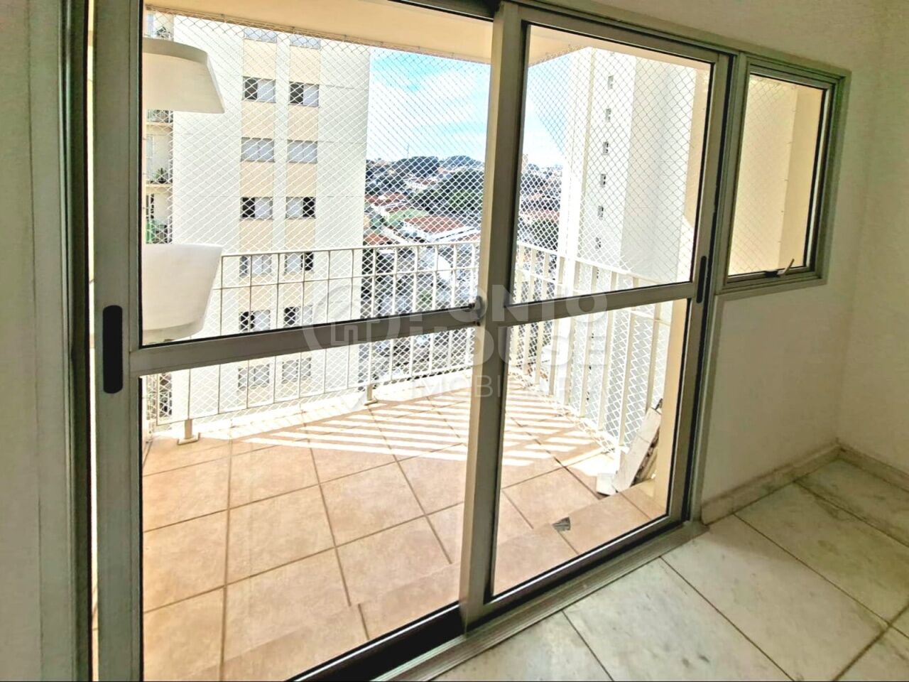 Apartamento à venda no Condomínio Jardim Aeroporto, 2 dormitórios e 1 vaga