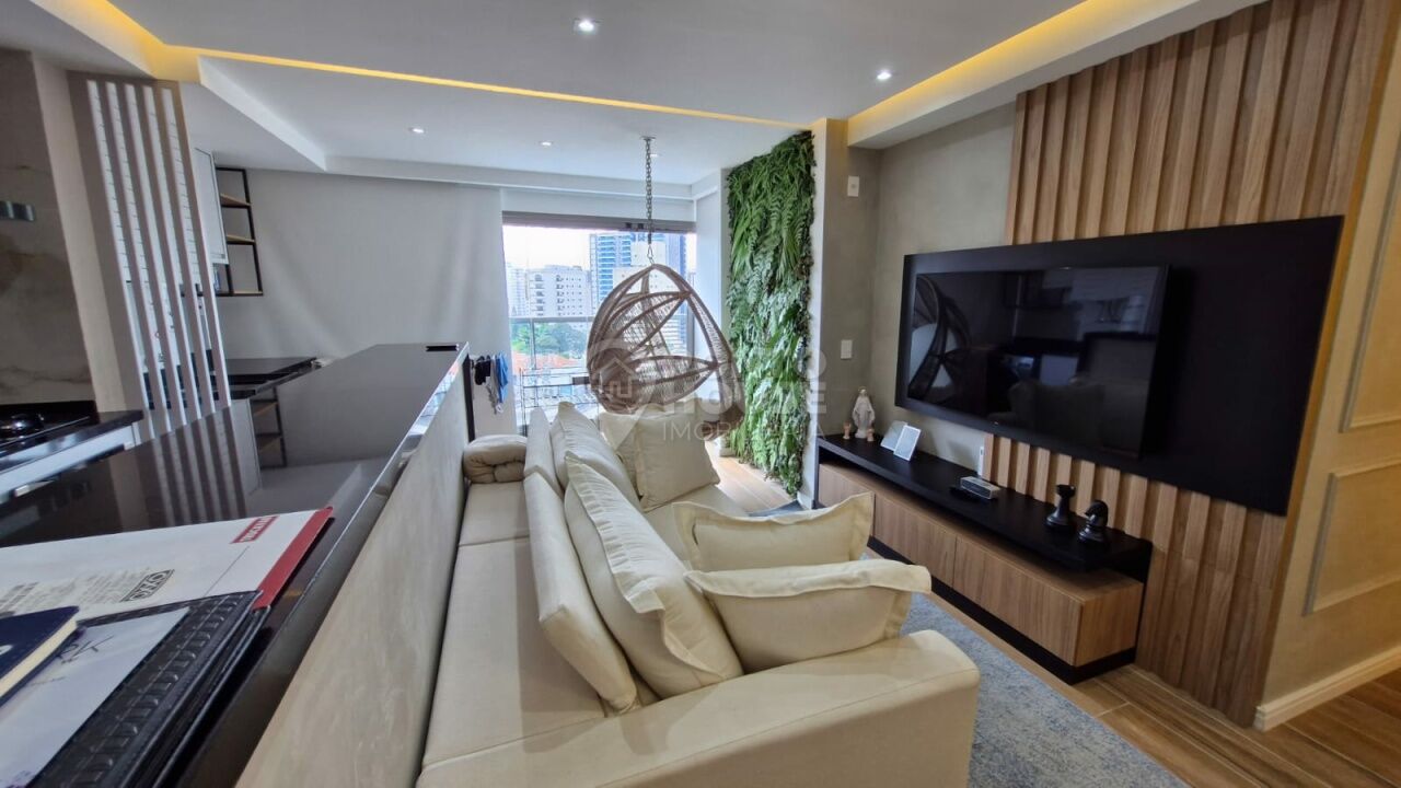 Apartamento mobiliado à venda na Vila Clementino com 2 suítes  e 1 vaga