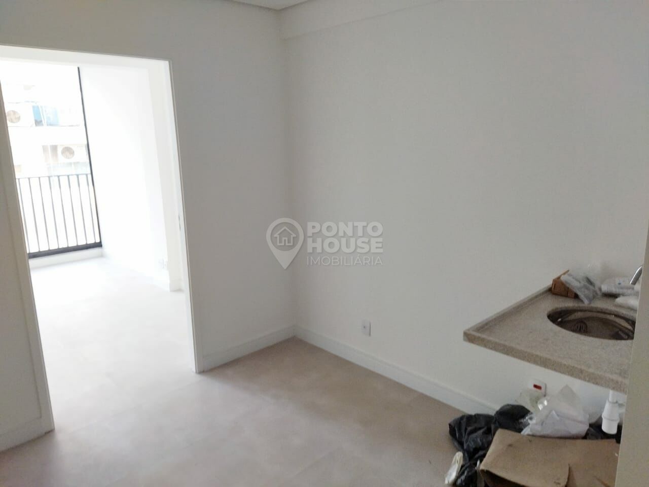 Sala comercial na Vila Mariana para locação de 27m² com 1 sala e 1 banheiro