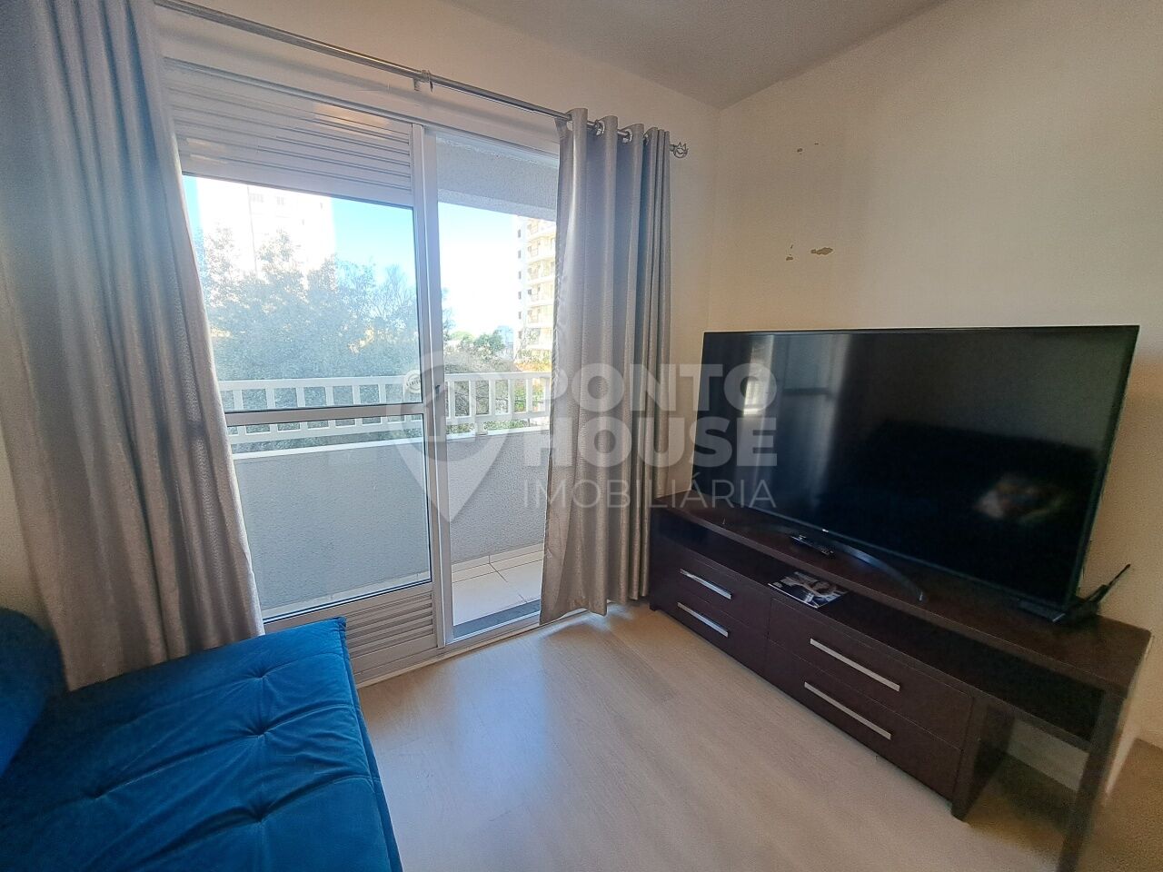 Vende apartamento Próximo ao metrô linha Ouro 33m² mobiliado, bom para Airbnb 