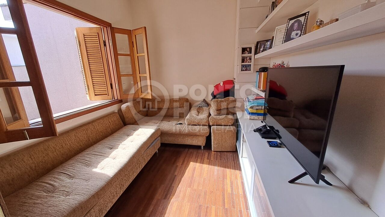 Casa à venda Planalto Paulista 3 suítes, 2 vagas, super ensolarada, ótimo local