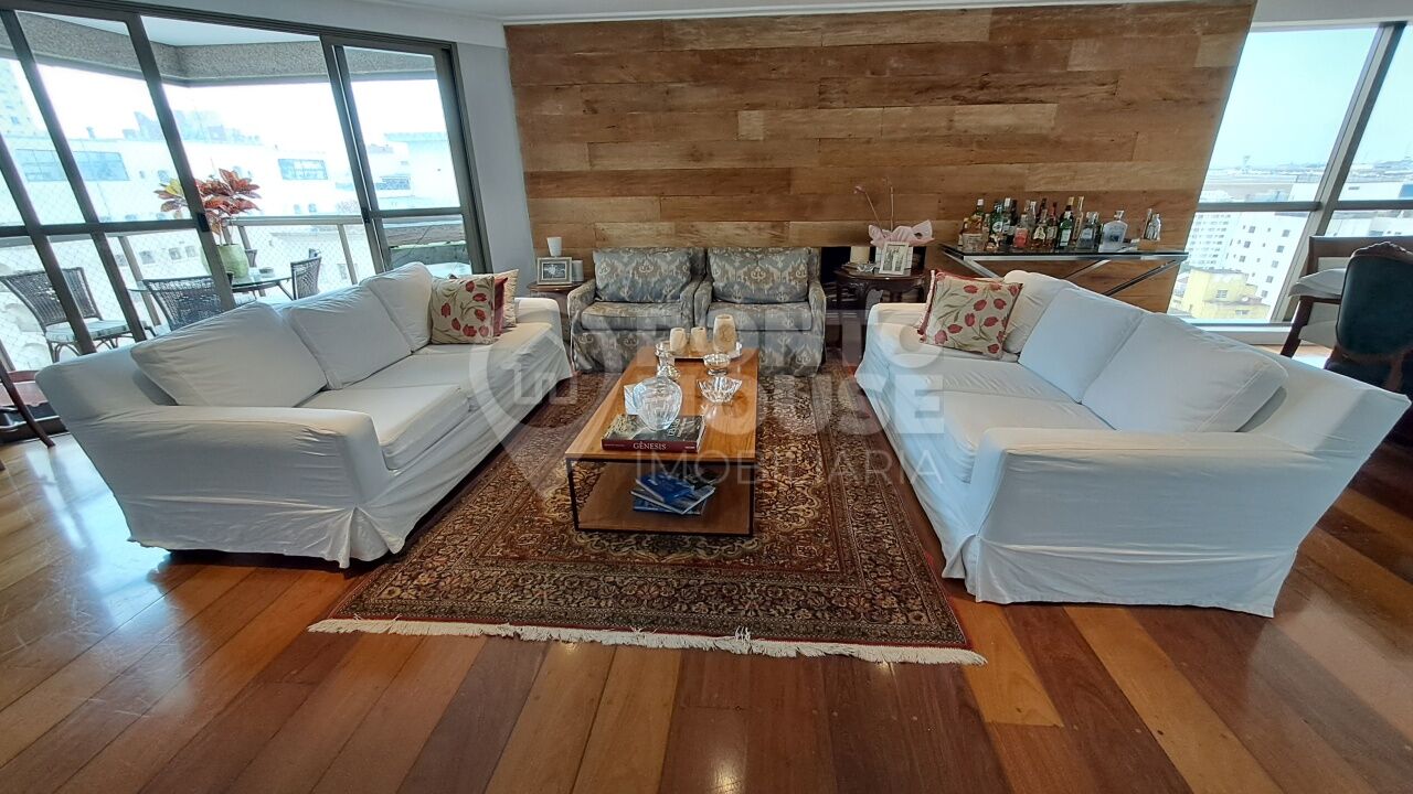 Apartamento à venda Moema, 3 suítes, 3 vagas, andar alto, lazer, junto ao Shopping
