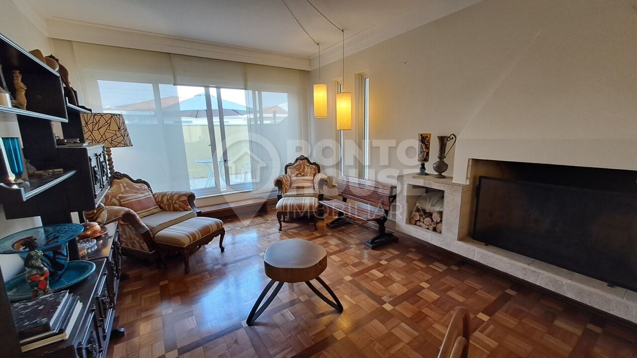 Casa à venda Planalto Paulista, 4 dormitórios, 3 vagas, impecável, 235 m²