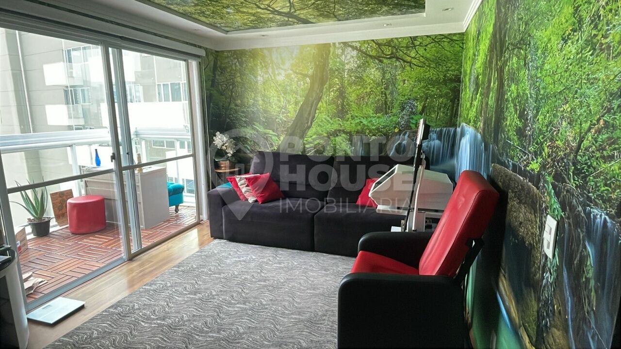 Apartamento duplex à venda no Paraiso, próximo ao metrô, 2 suítes e 2 vagas