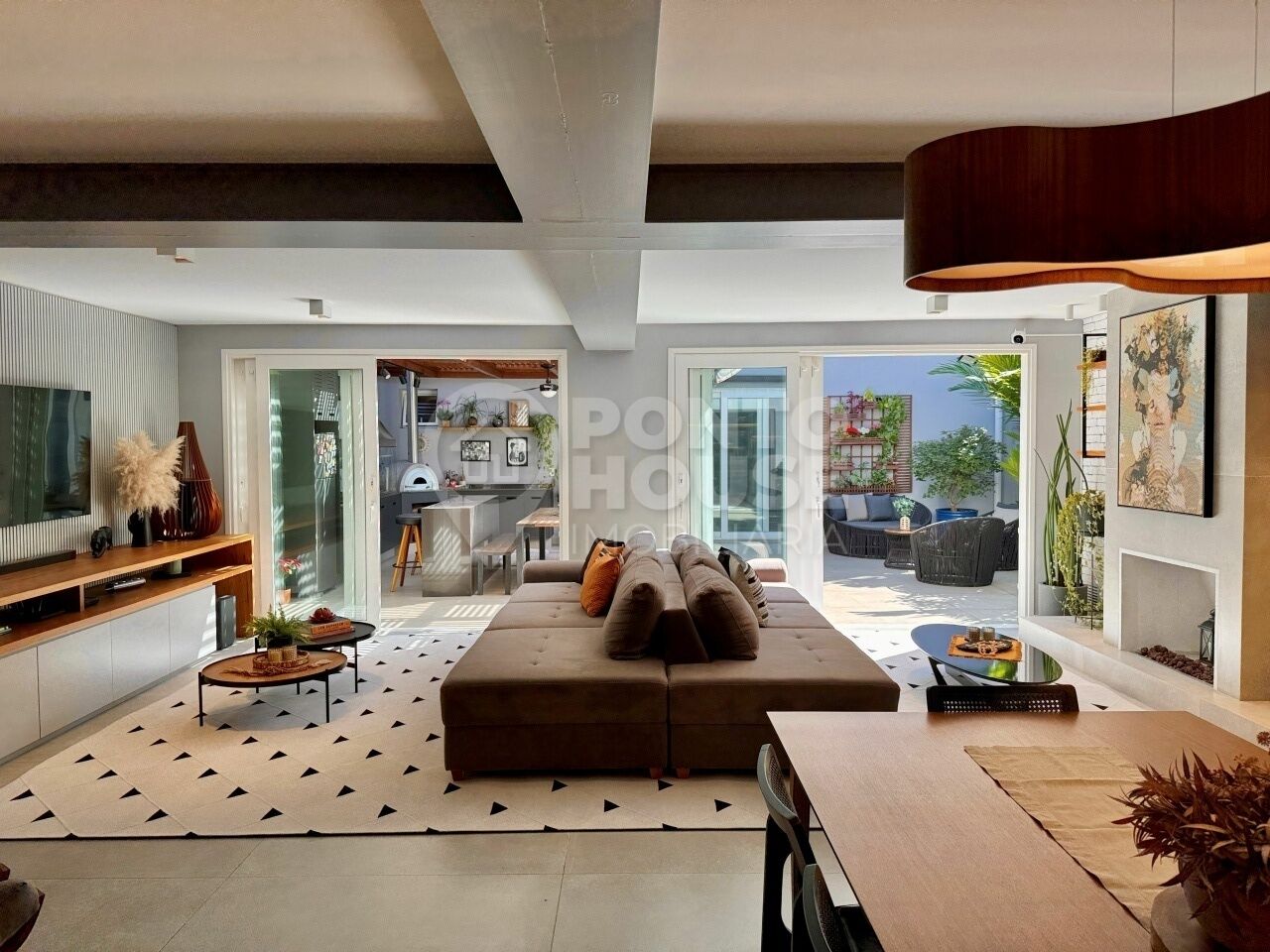 Casa à venda Planalto Paulista, 4 suítes, 3 vagas, conceito aberto, linda, 10x40