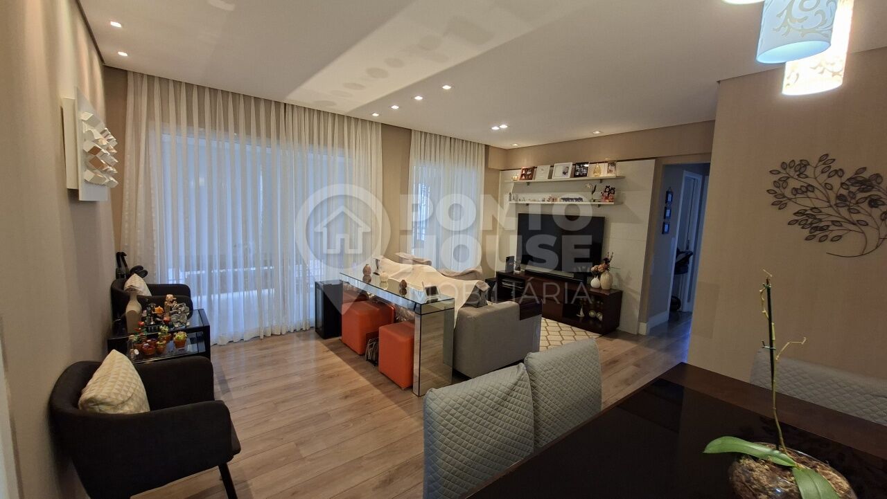 Apartamento à venda na Vila Gumercindo, 3 dormitórios, 1 suíte e 2 vagas, lazer