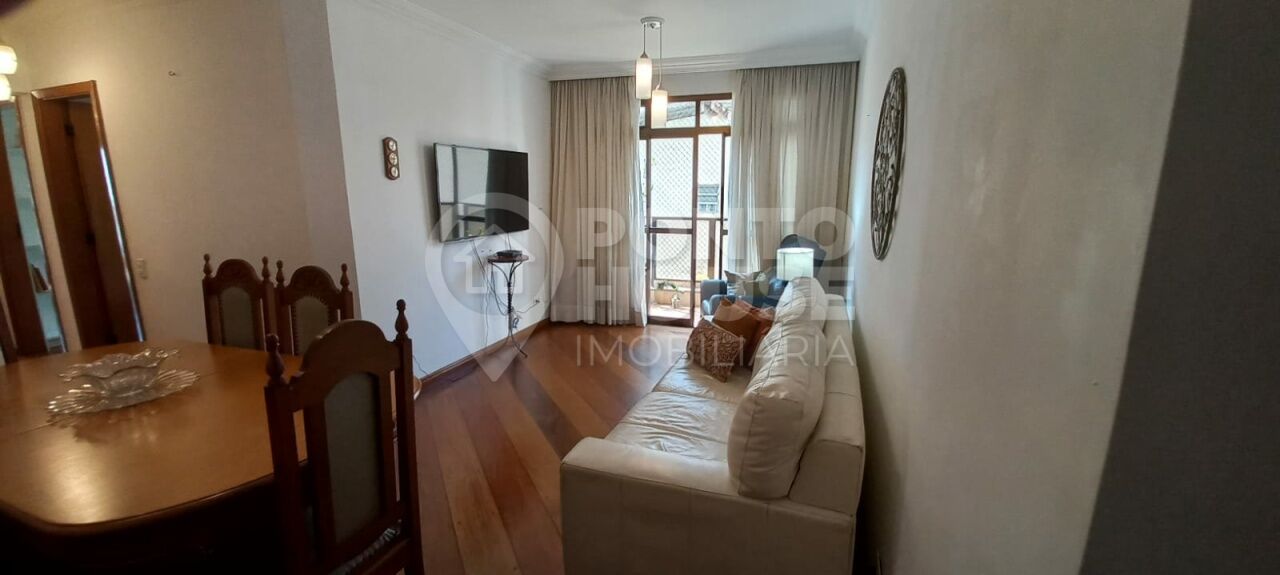 Apartamento com 3 dormitórios, 1 suíte e 2 vagas no bairro Vila Gumercindo