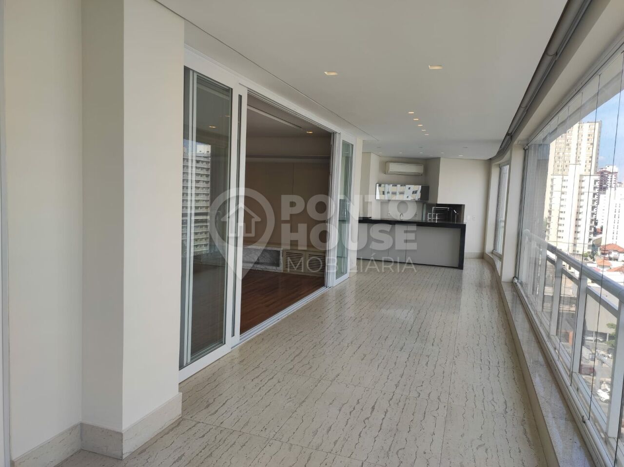 Apartamento para locação 170m², 4 dormitórios, no bairro Paraíso