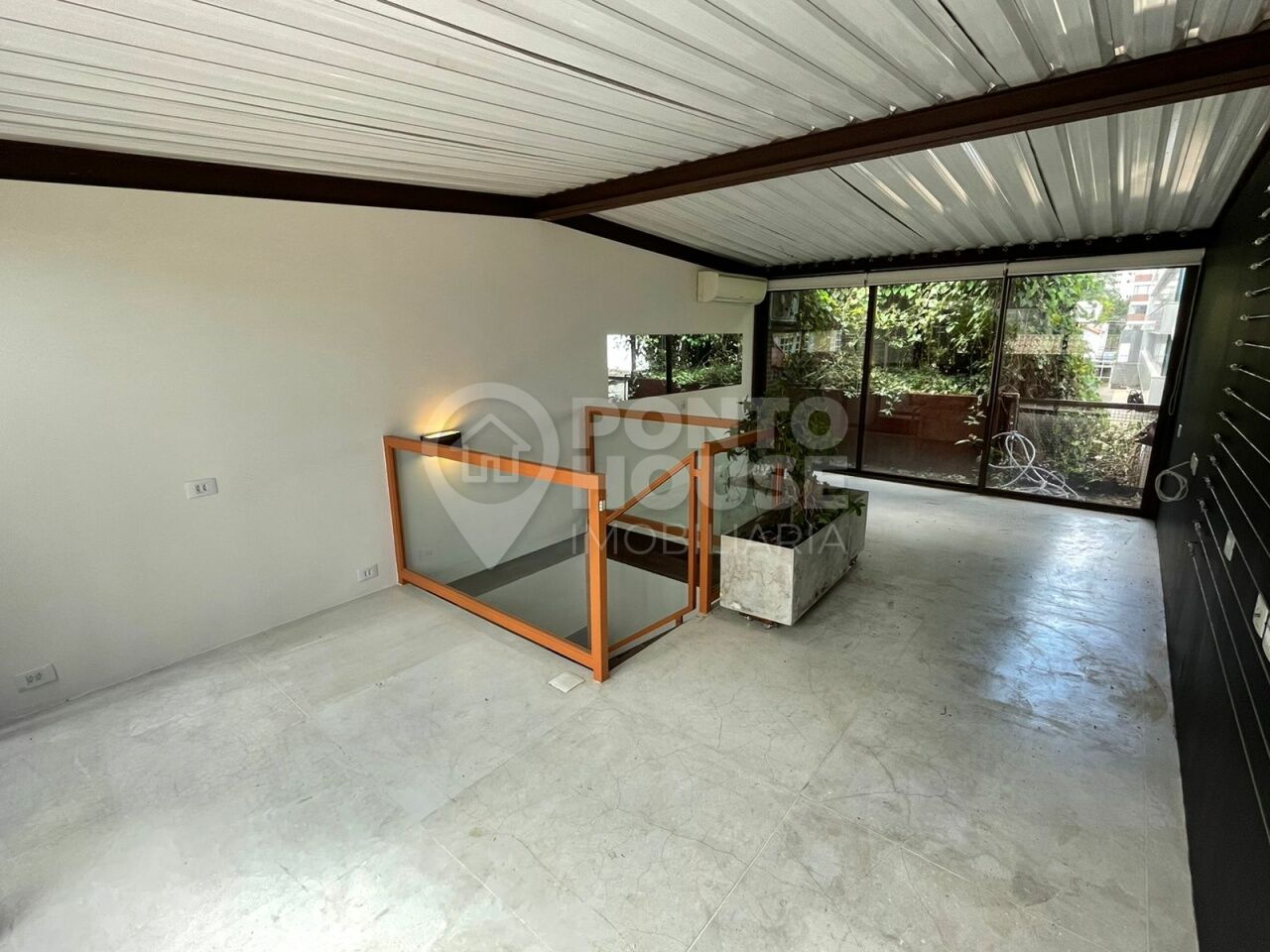 Charmosa casa de vila para venda no Jardim Paulista