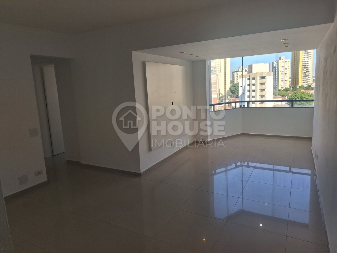 Apartamento para locação, Saúde, 3 quartos, 2 banheiros, 1 vaga, perto do metrô.