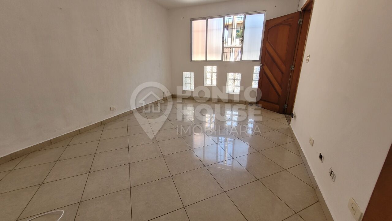 Casa térrea à venda Planalto Paulista, 3 dormitórios, 2 suítes, 3 vagas, 182 m²