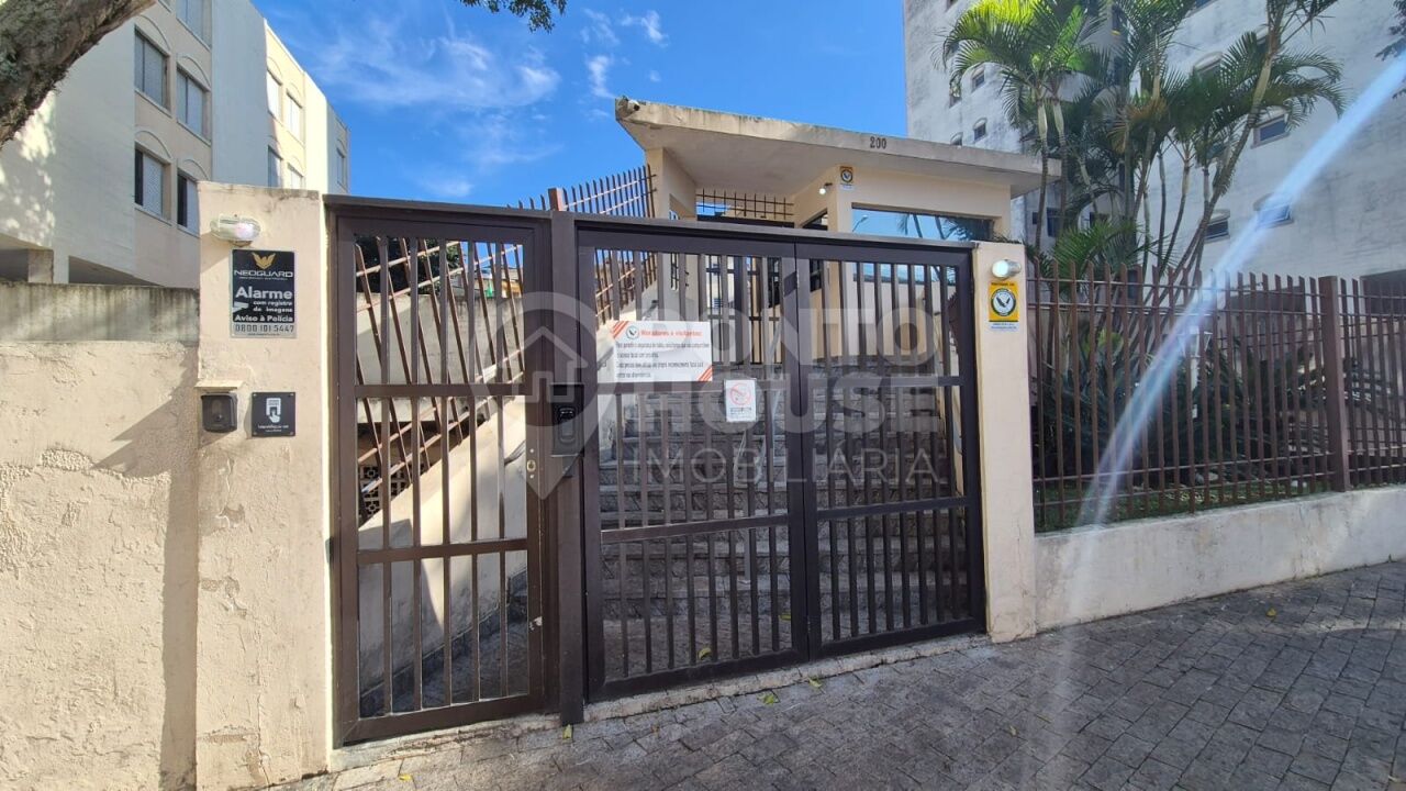 Jardim dos Prados . 3 Dormitórios ( 1 suíte), 1 Vaga e Lazer.