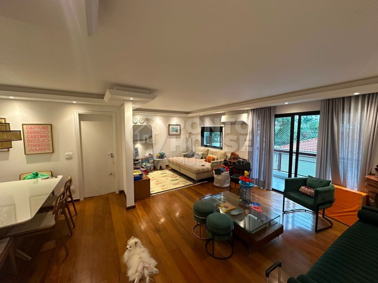 Apartamento à venda em Moema, 3 dormitórios, sendo 1 suíte, 130 m² e 2 vagas