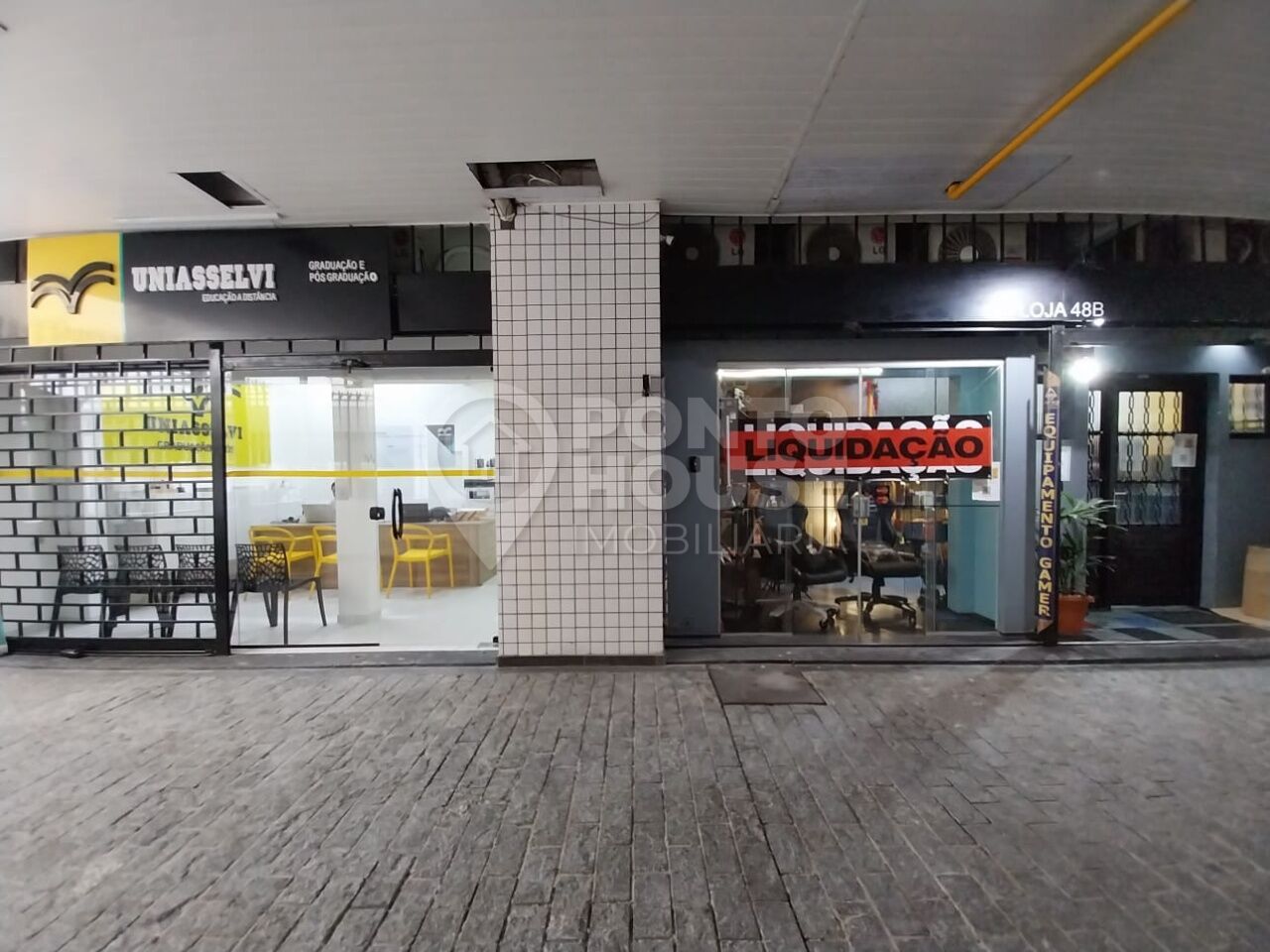 Loja Comercial de 146 m² à Venda na Av. Jabaquara, Região da Saúde, Excelente Fluxo de Pessoas.