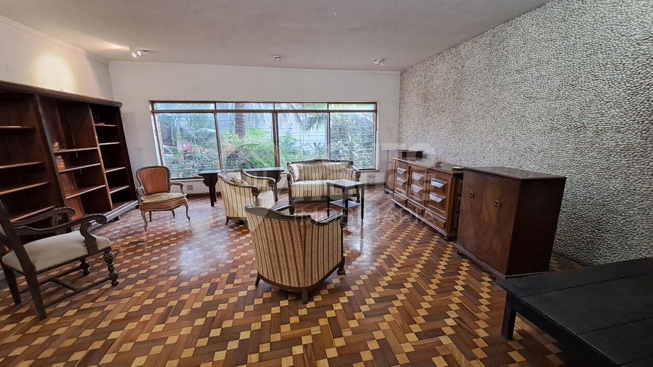 Casa à venda Planalto Paulista, 4 dormitórios, 3 vagas, Isolada, 10 x 30