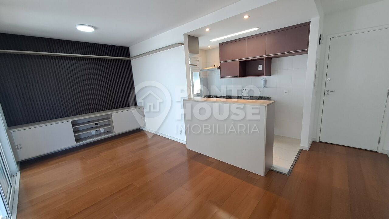 Apartamento à venda Chácara Inglesa 2 dormitórios, varanda, 1 vaga e lazer