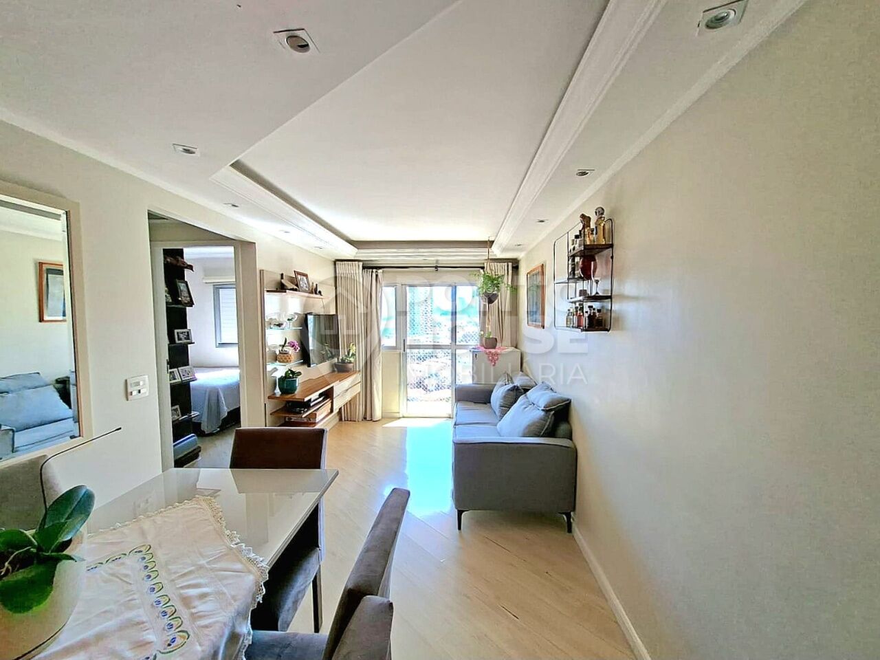 Vende apartamento no Condomínio Jardim Aeroporto 2 dormitórios