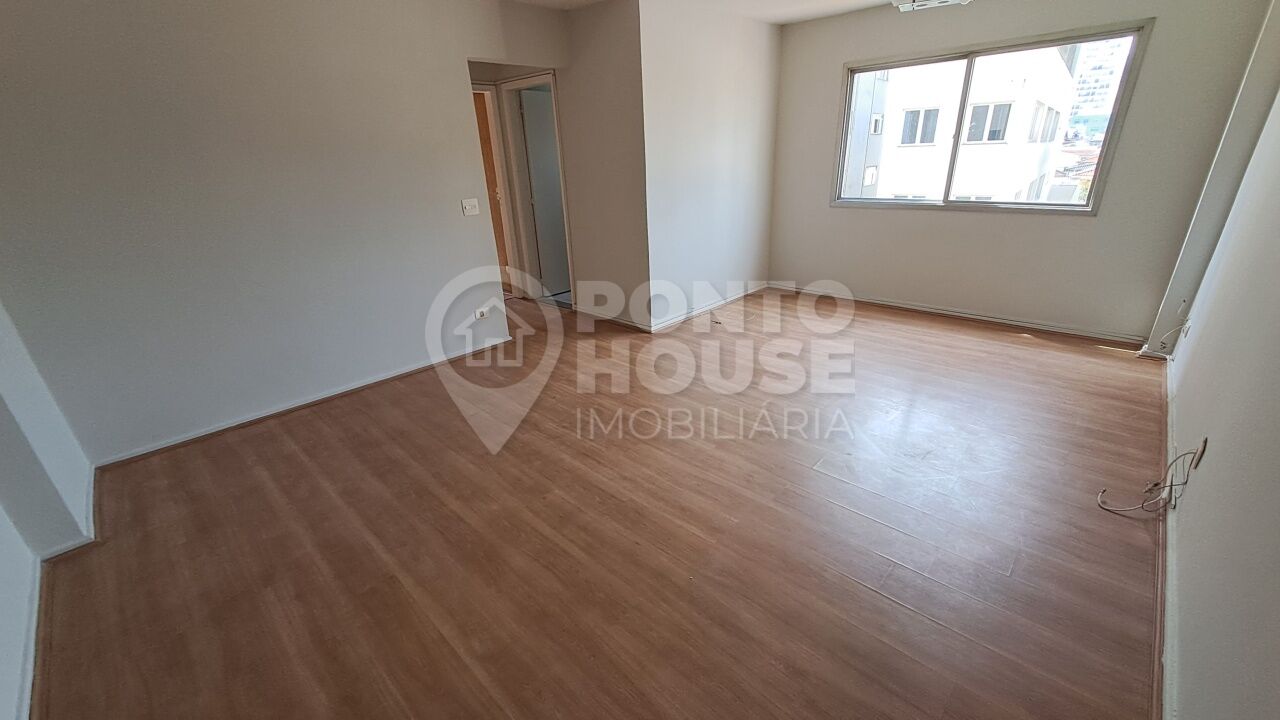 Apartamento à venda na Saúde, 2 dormitórios, vaga livre, a 300 metros do metrô