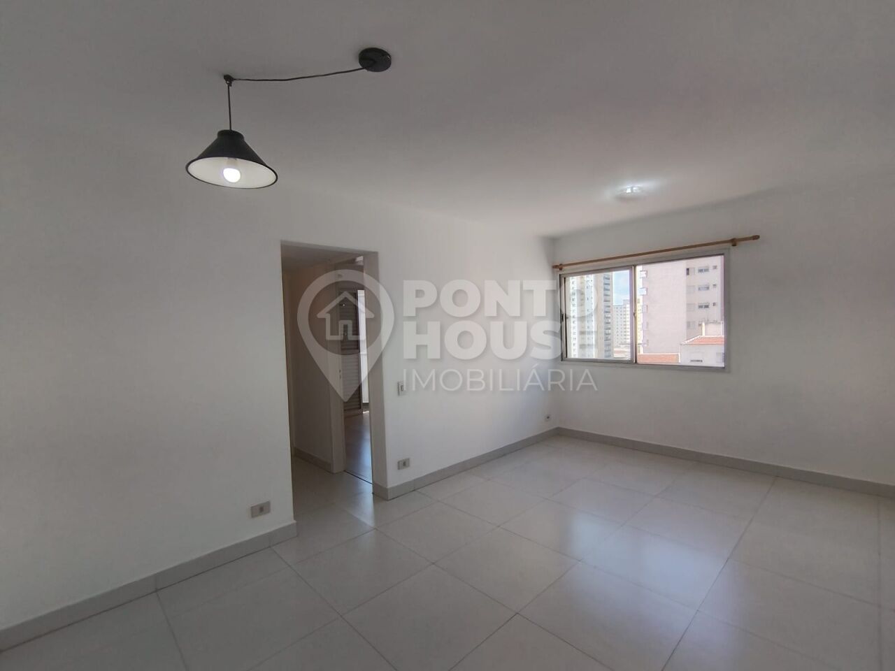 Apartamento à venda, Vila Guarani, 2 dormitórios,1 vaga, 100m do Metrô Conceição