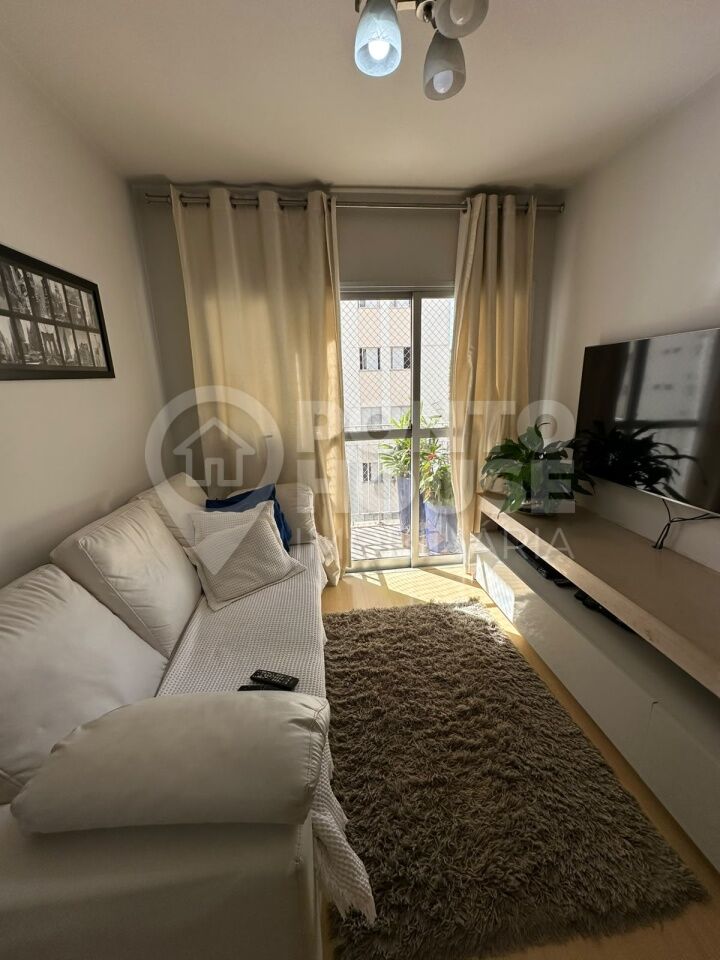 Vende Apartamento a Venda no condomínio Jardim Aeroporto de 2 dormitórios