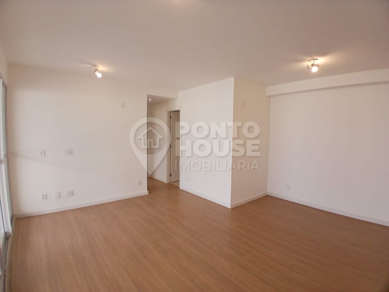 Locação, 84m², 2 dorm sendo 1 suítes no High Wonder Brás.