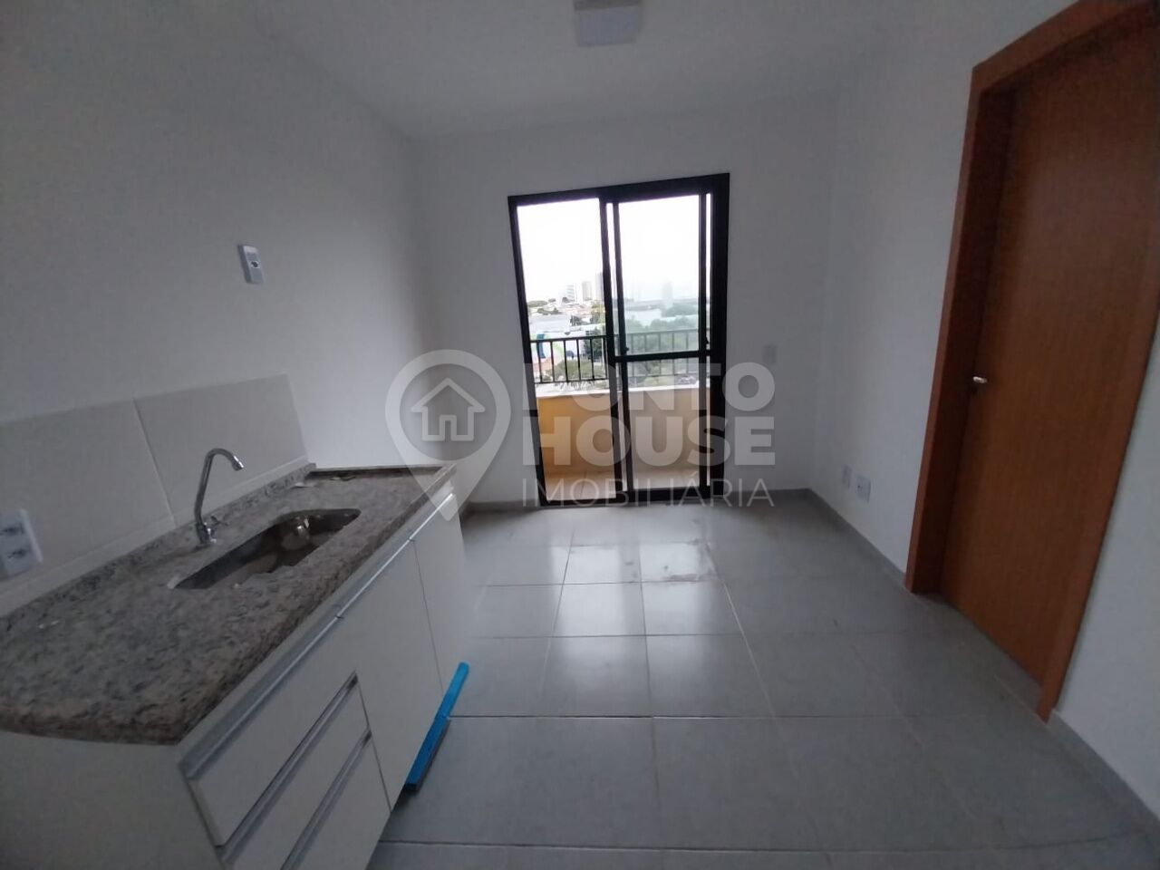  Locação de apartamento, 24,65m²,  1 dormitório no bairro Saúde
