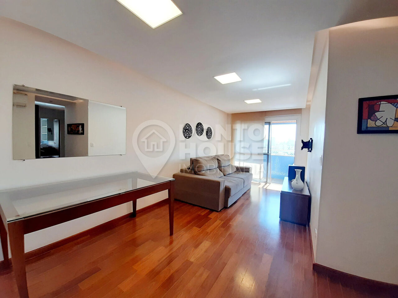 Apartamento à venda na Saúde, 3 dormitórios, 2 vagas, 650 metros metrô, 79 m²