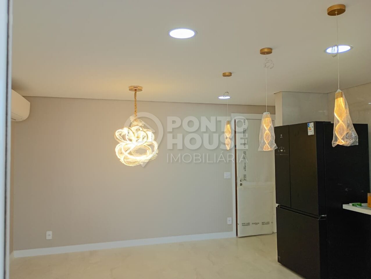 Locação, 84m², 3 dorm sendo 1 suítes no High Wonder Brás.