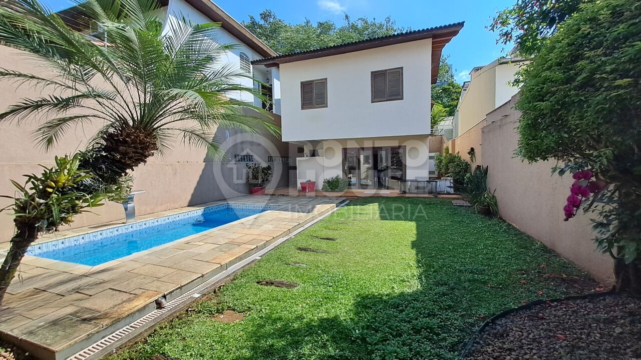 Casa à venda Planalto Paulista, 3 suítes, 4 vagas, área livre, isolada, 10 x 40
