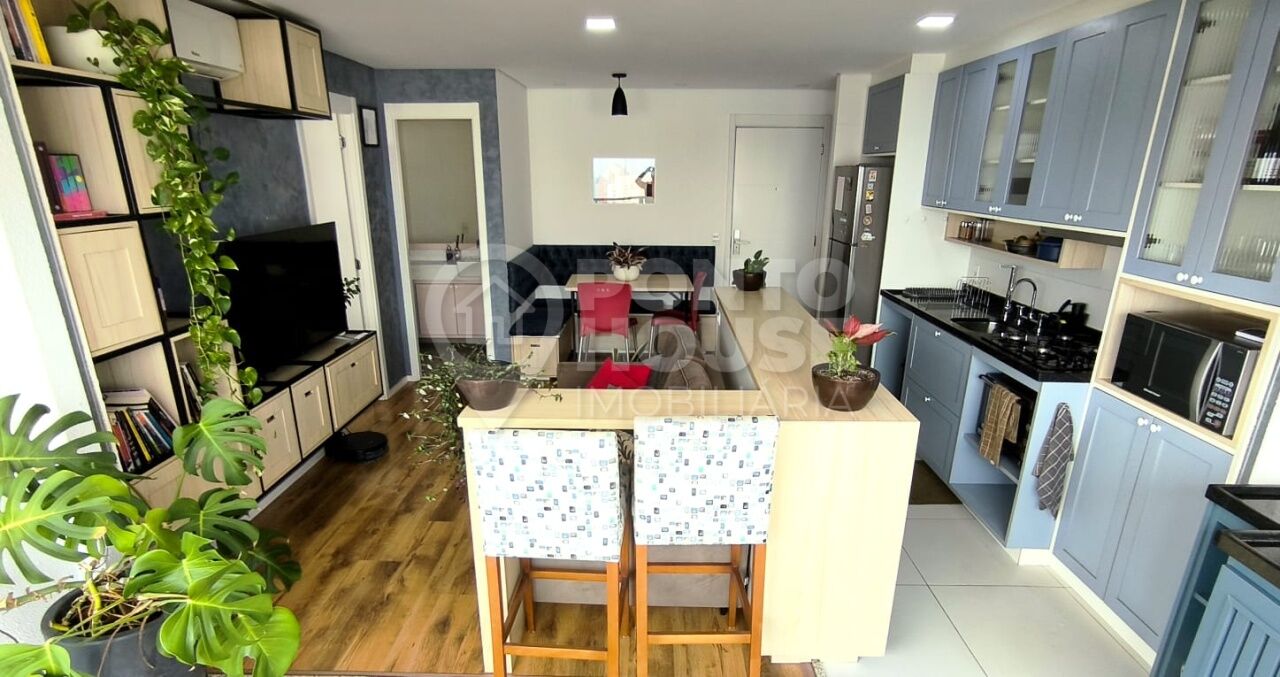Apartamento à venda na Vila Clementino, 49 m², 1 suíte + lavabo, 1 vaga, mobiliado.