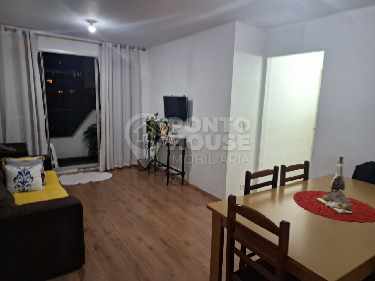 Oportunidade Apartamento à venda na Vila Gumercindo 2 quartos 2 banheiros 1 vaga