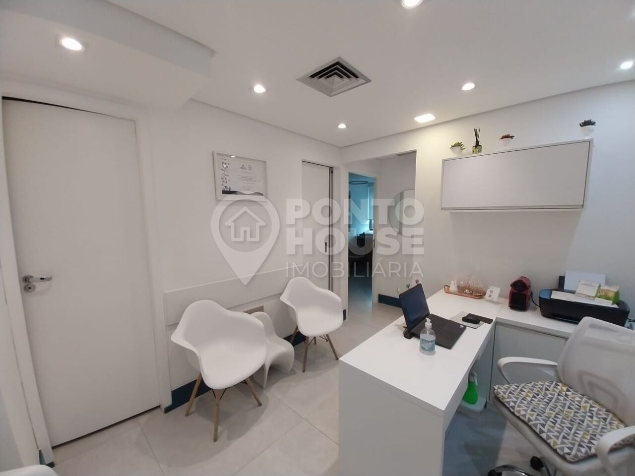 Sala comercial de 36,92 m² à venda e para locação em Moema