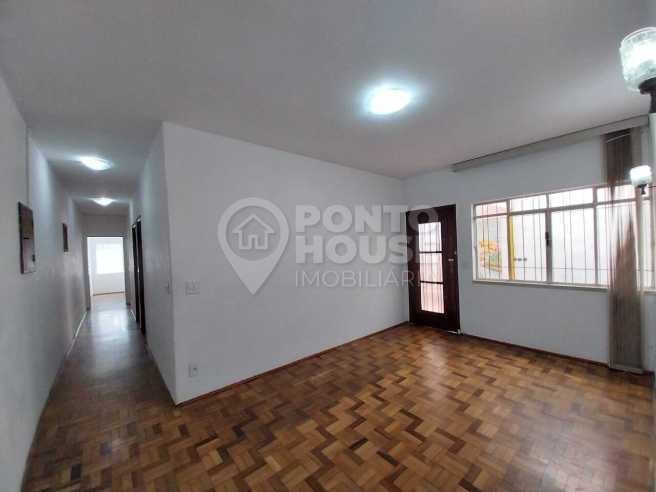  Locação de casa térrea com 3 dormitórios, edícula, quintal e 1 vaga  na Saúde