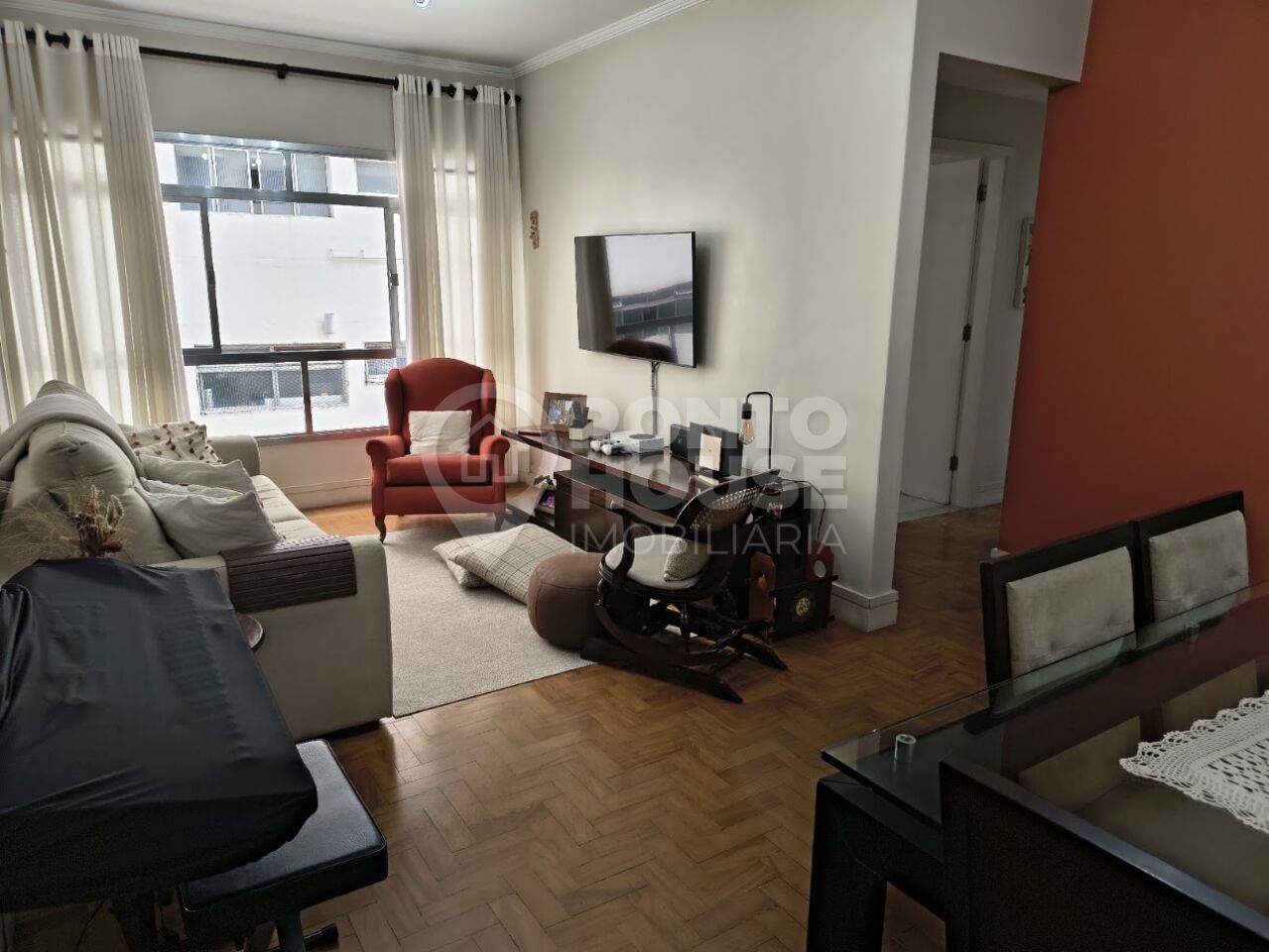Apartamento de 90 m2, a venda com 02 dormitórios, 01 vaga em Vila Clementino