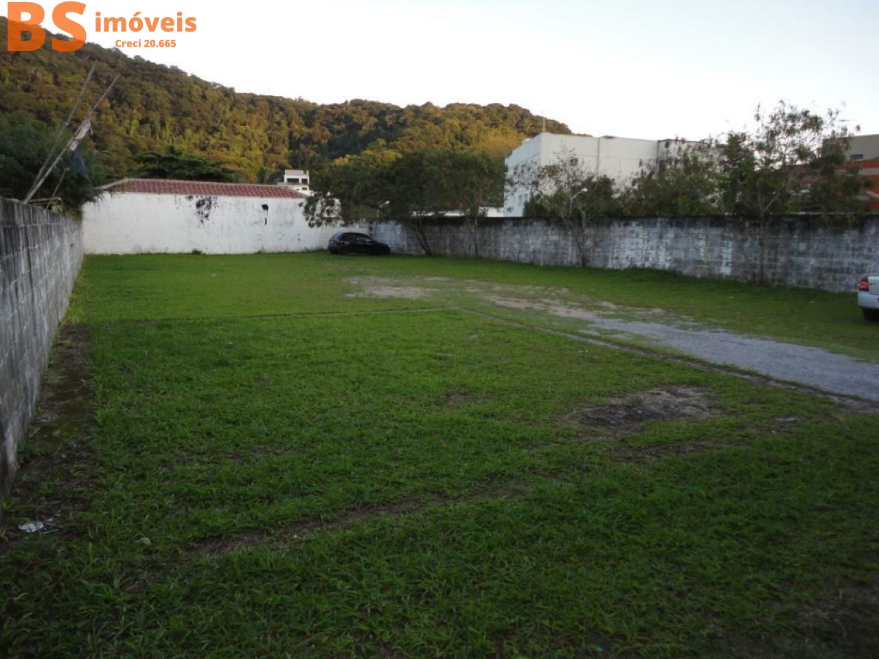 Terreno para Venda - Jardim Guaiuba