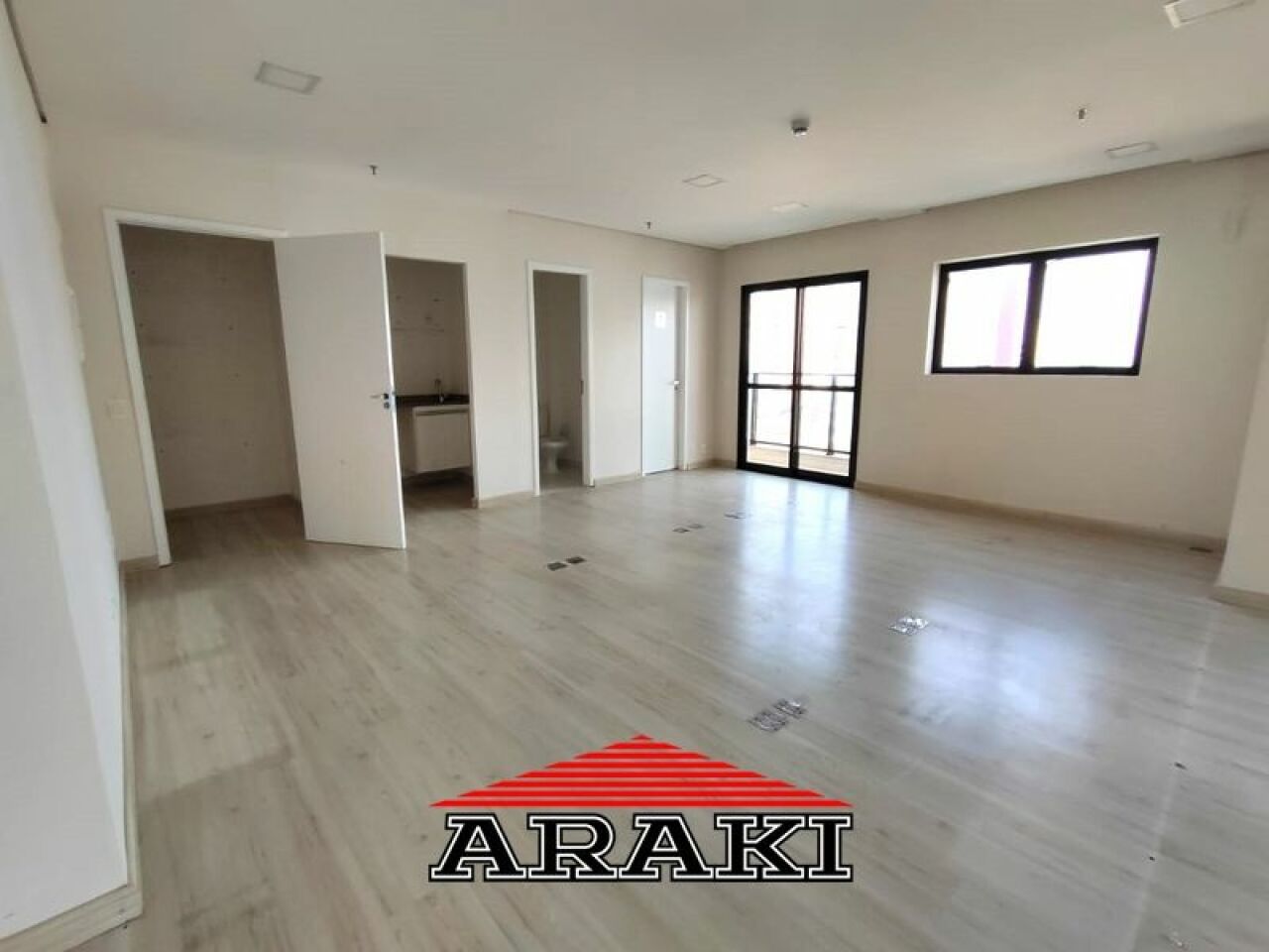 Sala para Venda - Vila Guarani Z Sul