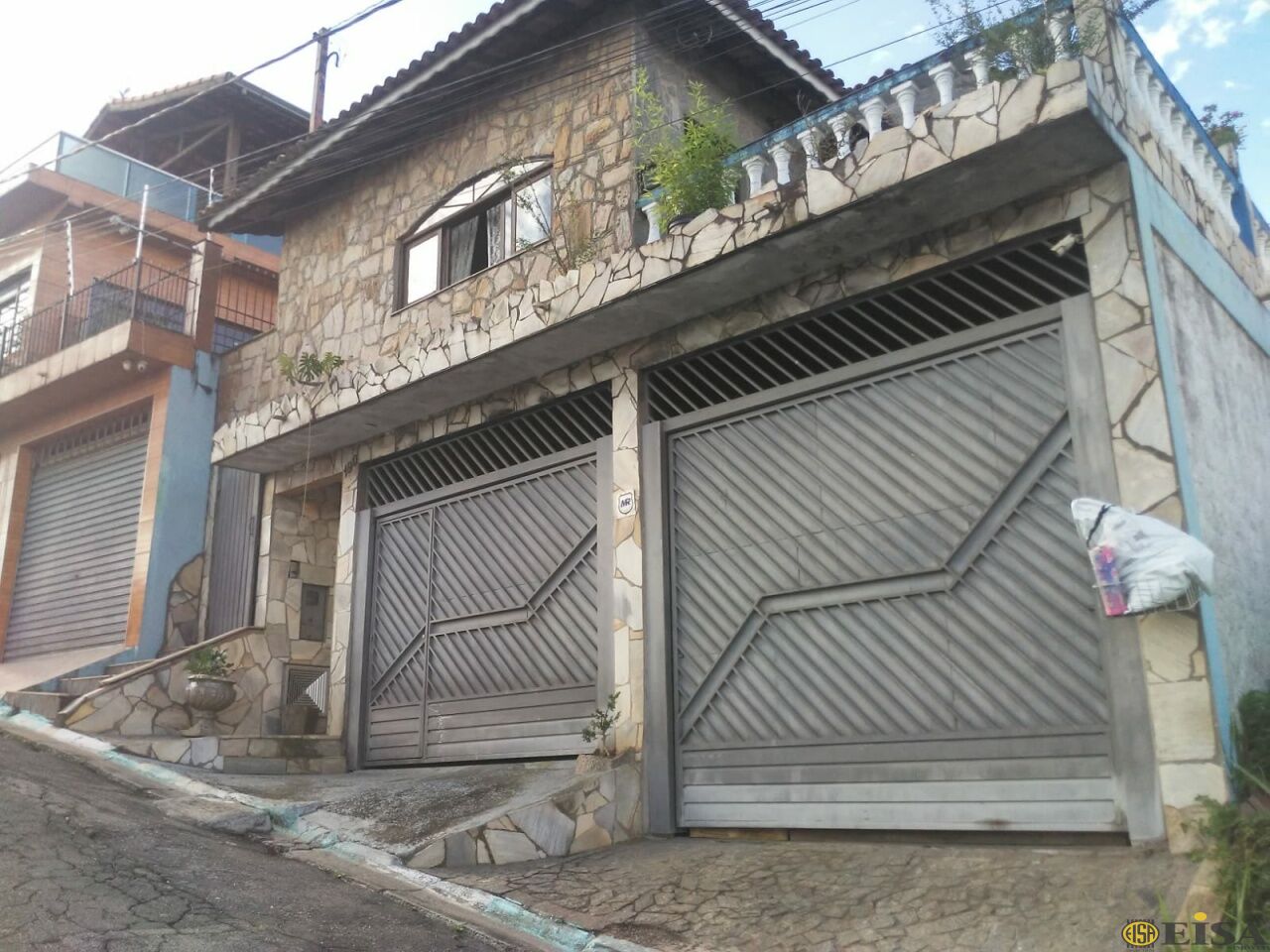 VENDA | SOBRADO - Terra Preta - 3 dormitórios - 2 Vagas - 150m² - CÓD:EJ5846