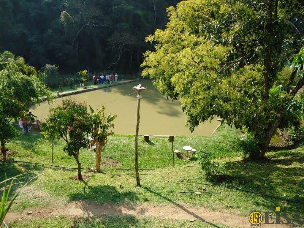 VENDA | CHACARA - Centro - 4 dormitórios - 4 Vagas - 3000m² - CÓD:ET212